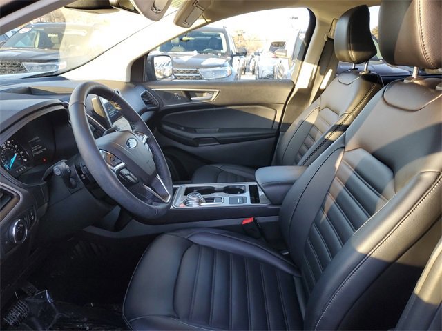 Certified 2024 Ford Edge SEL w/ Convenience Package image 9