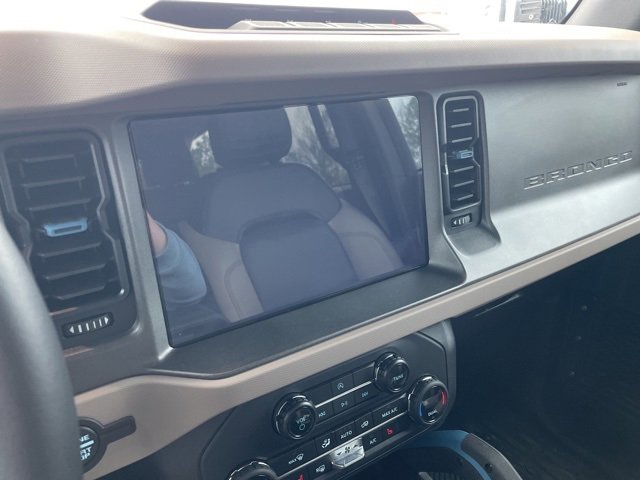 Certified 2024 Ford Bronco Wildtrak image 11