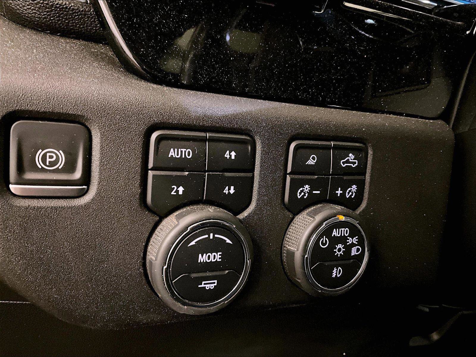 Used 2022 Chevrolet Silverado 1500 RST w/ RST All Star Premium Package AWD/4WD image 31
