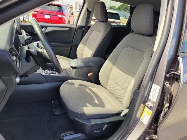 Certified 2021 Ford Escape SE w/ SE Sport Appearance Package image 9