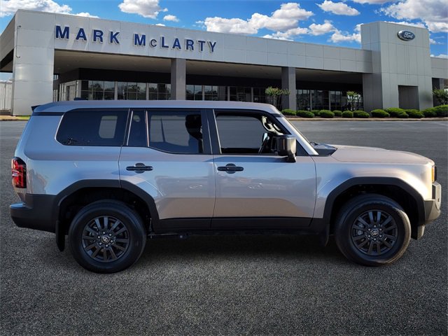 Used 2024 Toyota Land Cruiser 1958 image 2