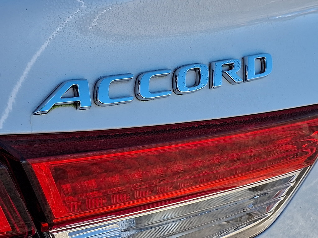 Used 2019 Honda Accord EX-L image 32