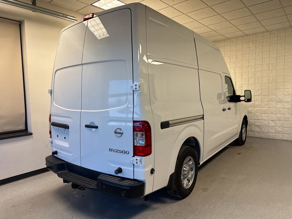Used 2021 Nissan NV 2500 SV w/ Navigation Package image 9