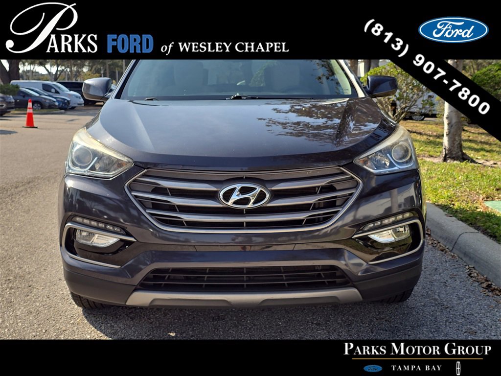 Used 2017 Hyundai Santa Fe Sport image 3