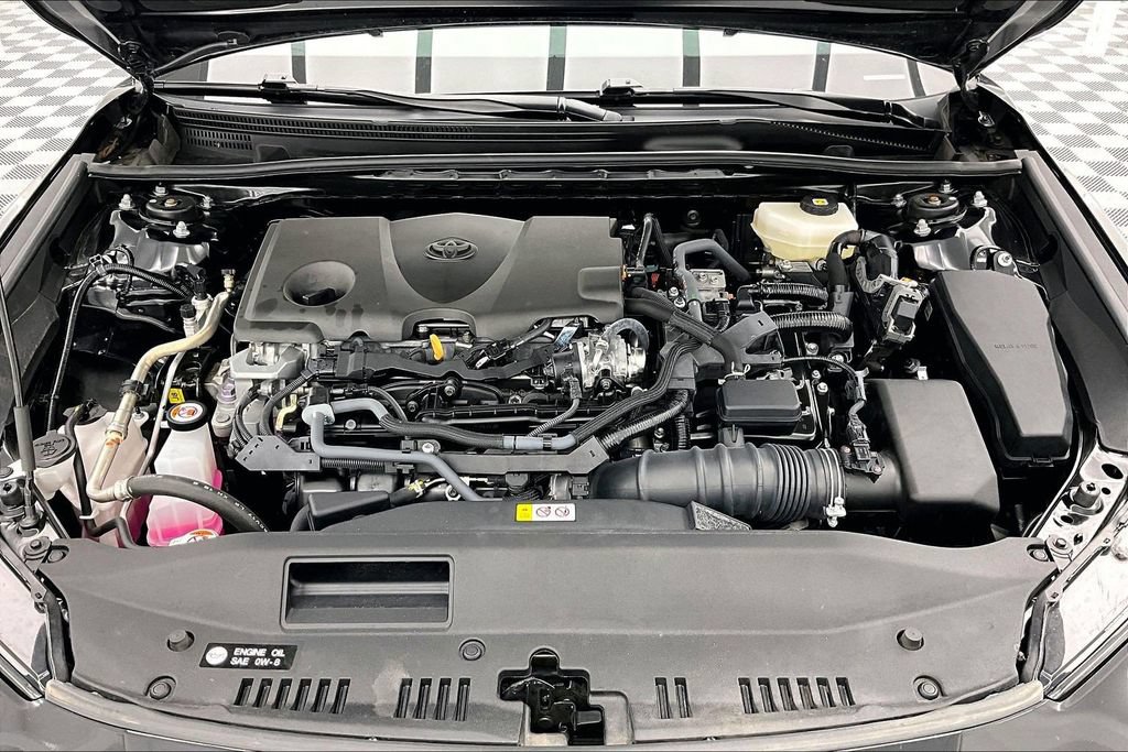 Used 2025 Toyota Camry LE FWD image 10