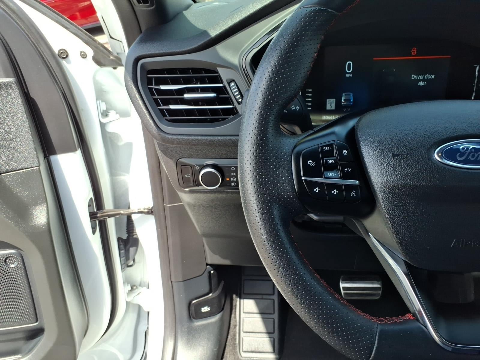 Certified 2023 Ford Escape ST-Line w/ Tech Pack #1 FWD image 28