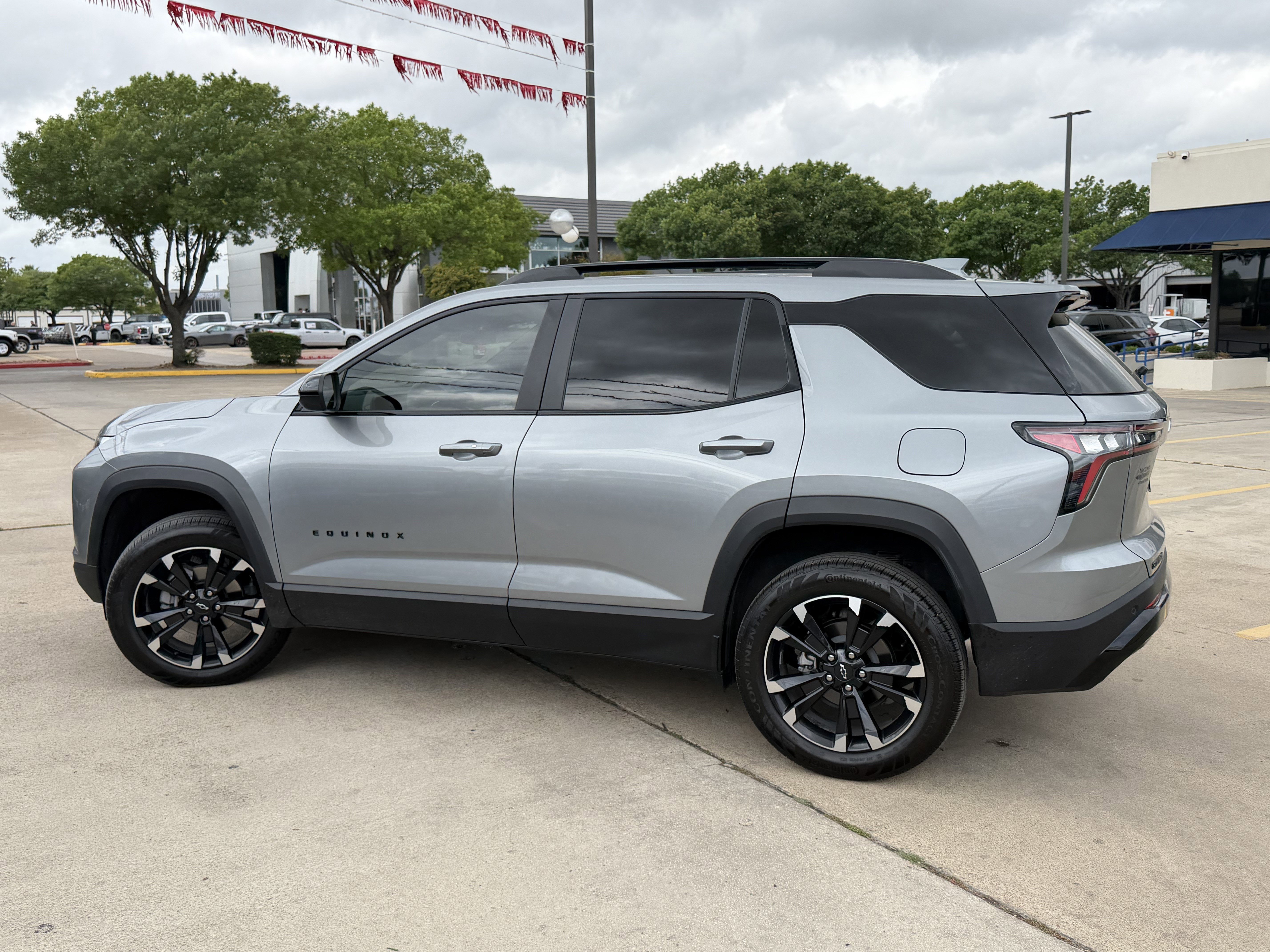 Used 2026 Chevrolet Equinox RS image 6