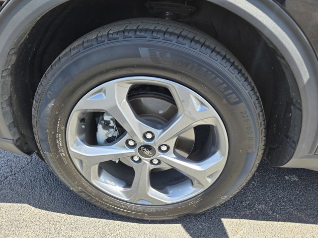 Certified 2025 Ford Escape ST-Line FWD image 43