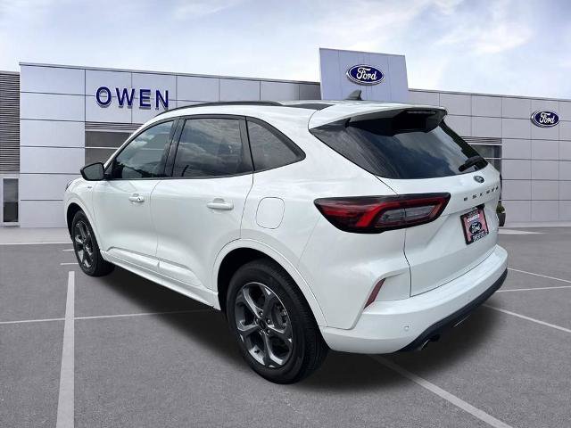Certified 2024 Ford Escape ST-Line w/ Tech Pack #1 AWD/4WD image 3