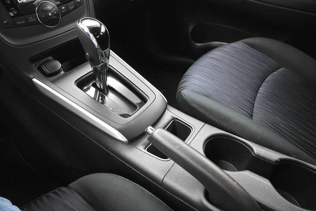 Used 2019 Nissan Sentra SV FWD image 28