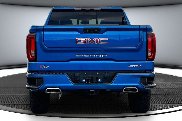 Used 2023 GMC Sierra 1500 AT4 w/ AT4 Premium Package AWD/4WD image 5