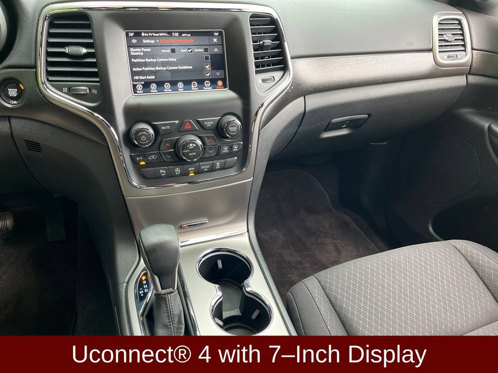 Used 2018 Jeep Grand Cherokee Laredo AWD/4WD image 12