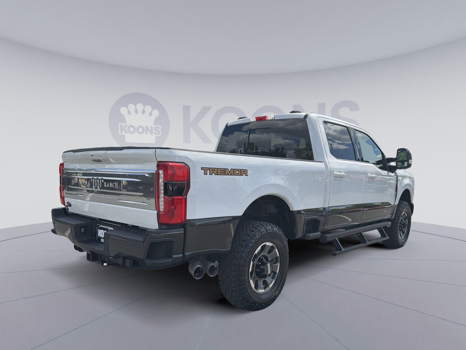 Certified 2024 Ford F350 King Ranch w/ Tremor Off-Road Package AWD/4WD image 16
