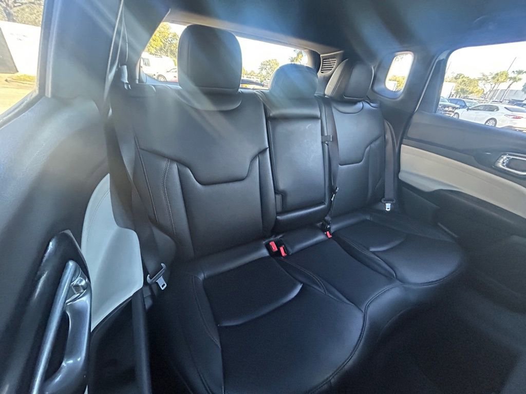 Used 2024 Jeep Compass Limited image 29