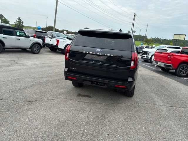 Certified 2025 Ford Expedition Active AWD/4WD image 30