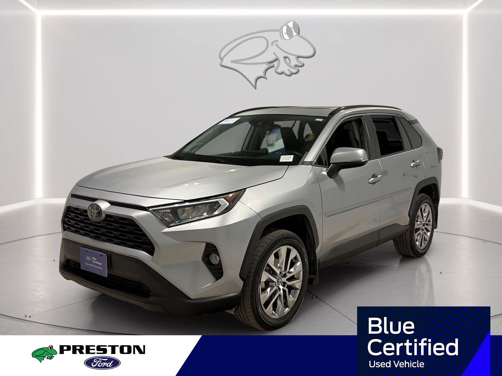 Used 2020 Toyota RAV4 XLE Premium AWD/4WD image 1