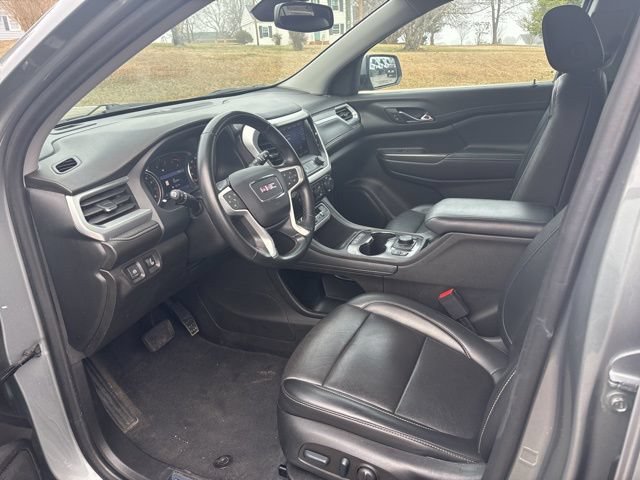 Used 2023 GMC Acadia SLT FWD image 11