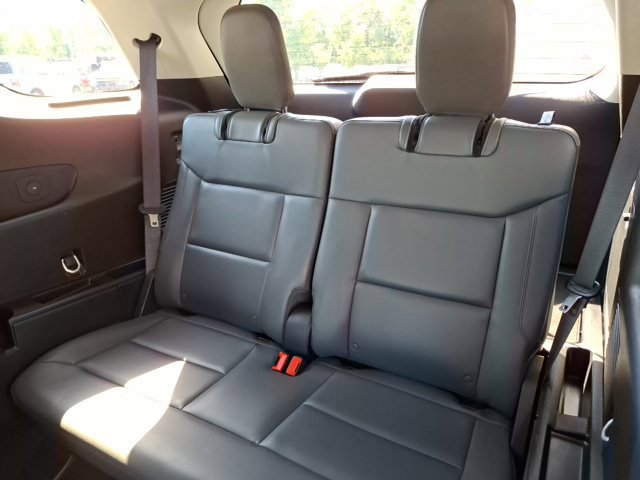 Certified 2025 Ford Explorer Active w/ Active Comfort Package RWD image 30