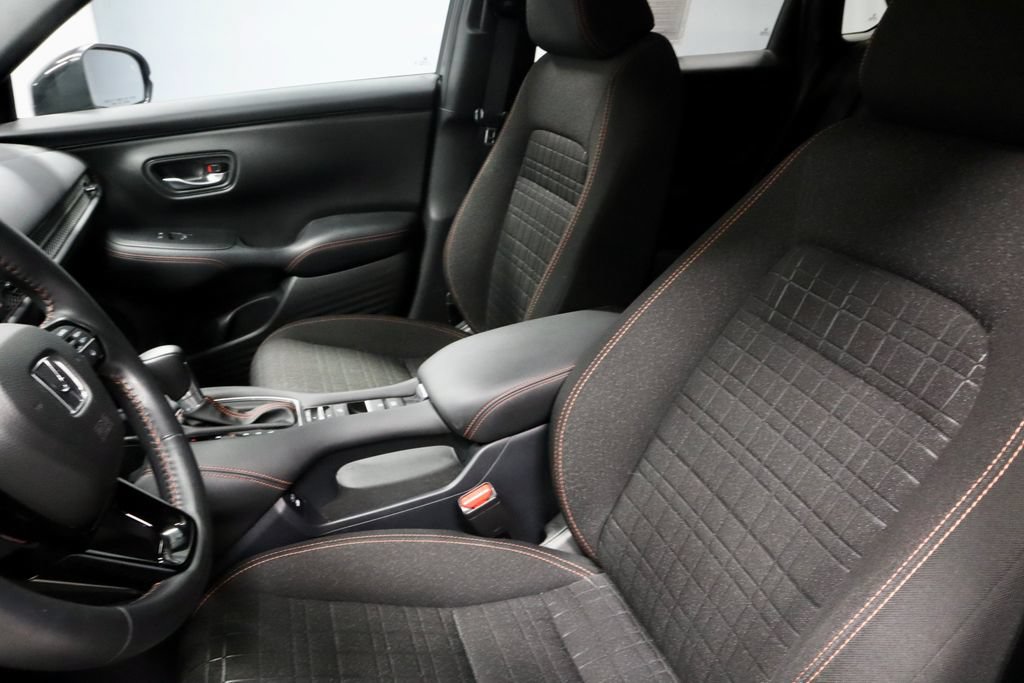 Used 2025 Honda HR-V Sport image 24