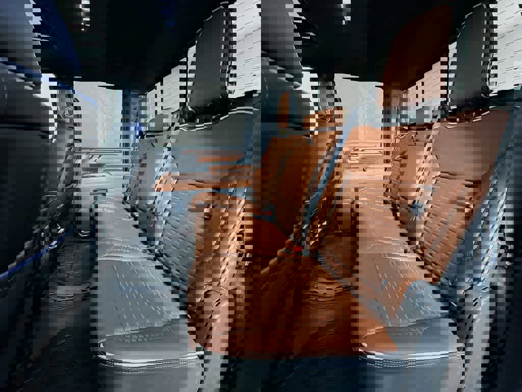 Used 2024 GMC Sierra 2500 Denali Ultimate image 17