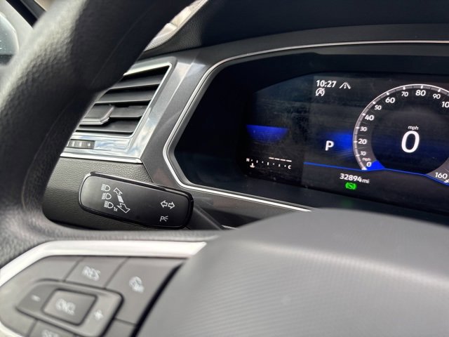 Used 2023 Volkswagen Tiguan S image 33