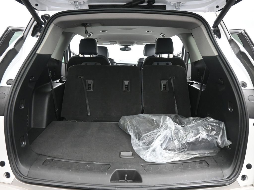Used 2020 Buick Enclave Essence w/ LPO, Floor Liner Package FWD image 48