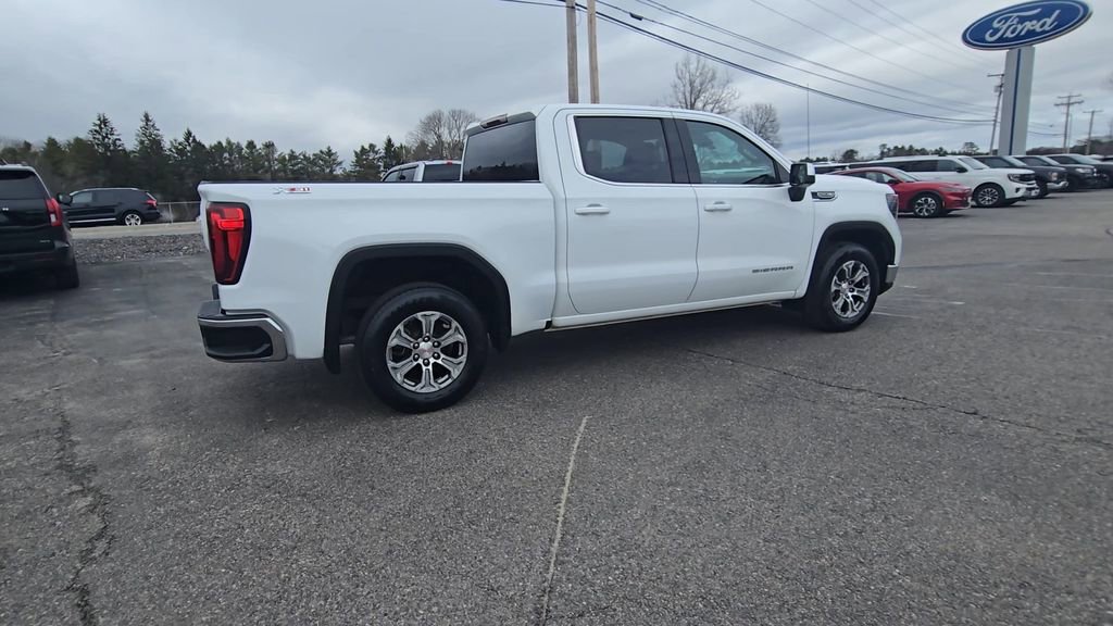 Used 2022 GMC Sierra 1500 SLE AWD/4WD image 19