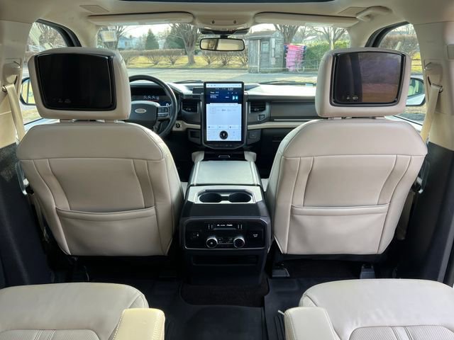 Certified 2023 Ford Expedition Platinum image 35