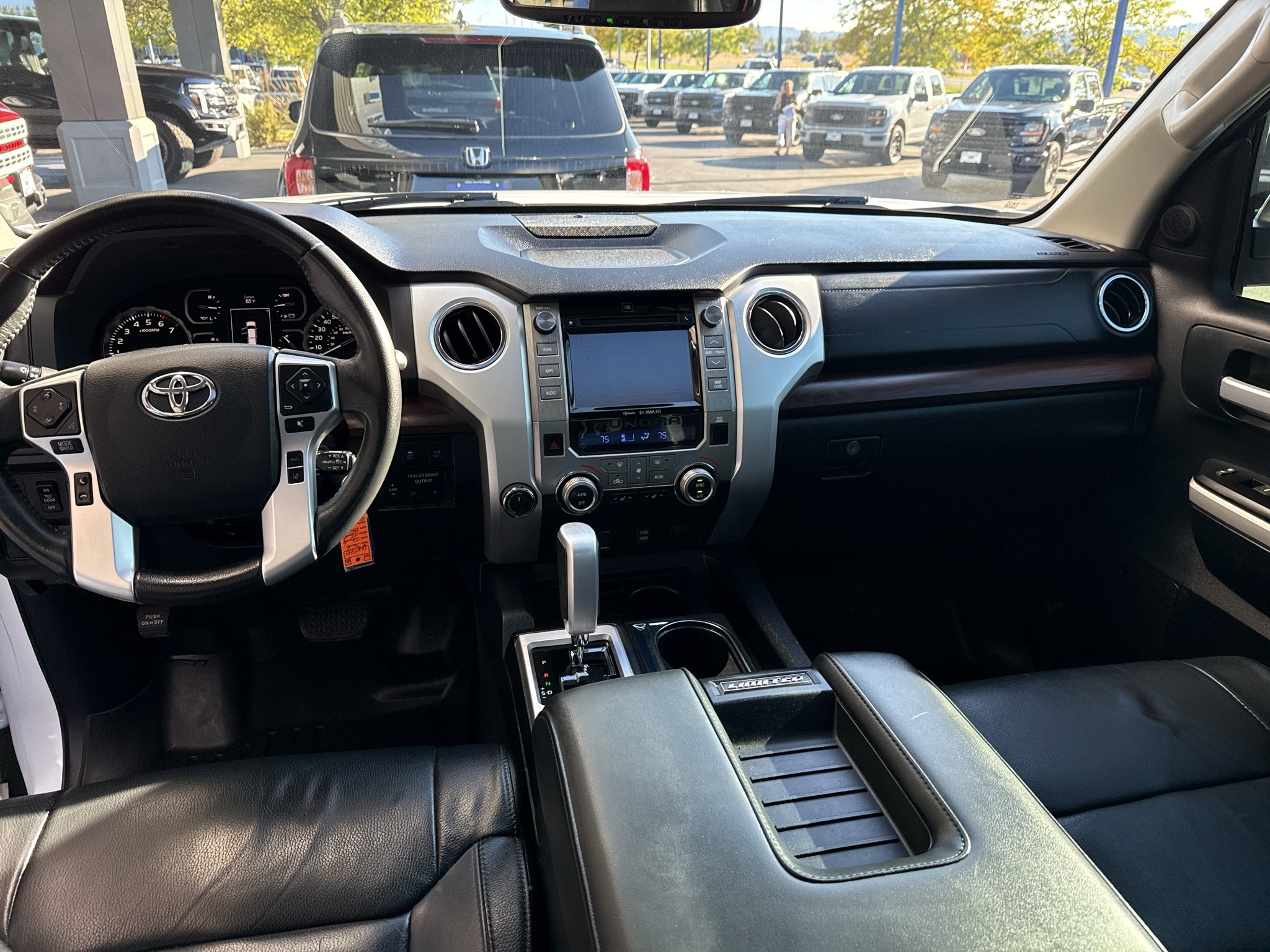 Used 2018 Toyota Tundra Limited w/ Limited Premium Package AWD/4WD image 21