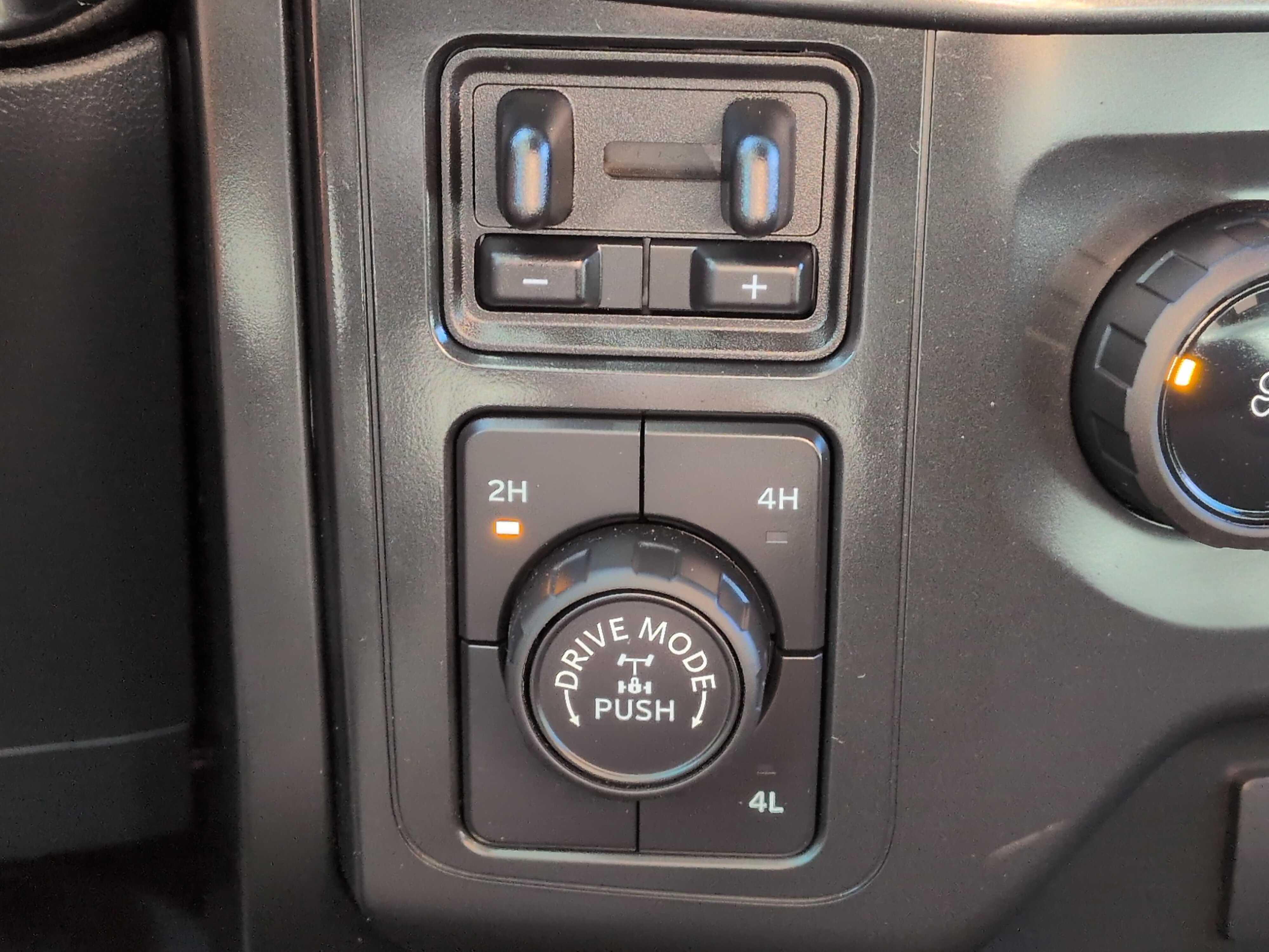 Certified 2022 Ford F150 XL w/ STX Appearance Package AWD/4WD image 21