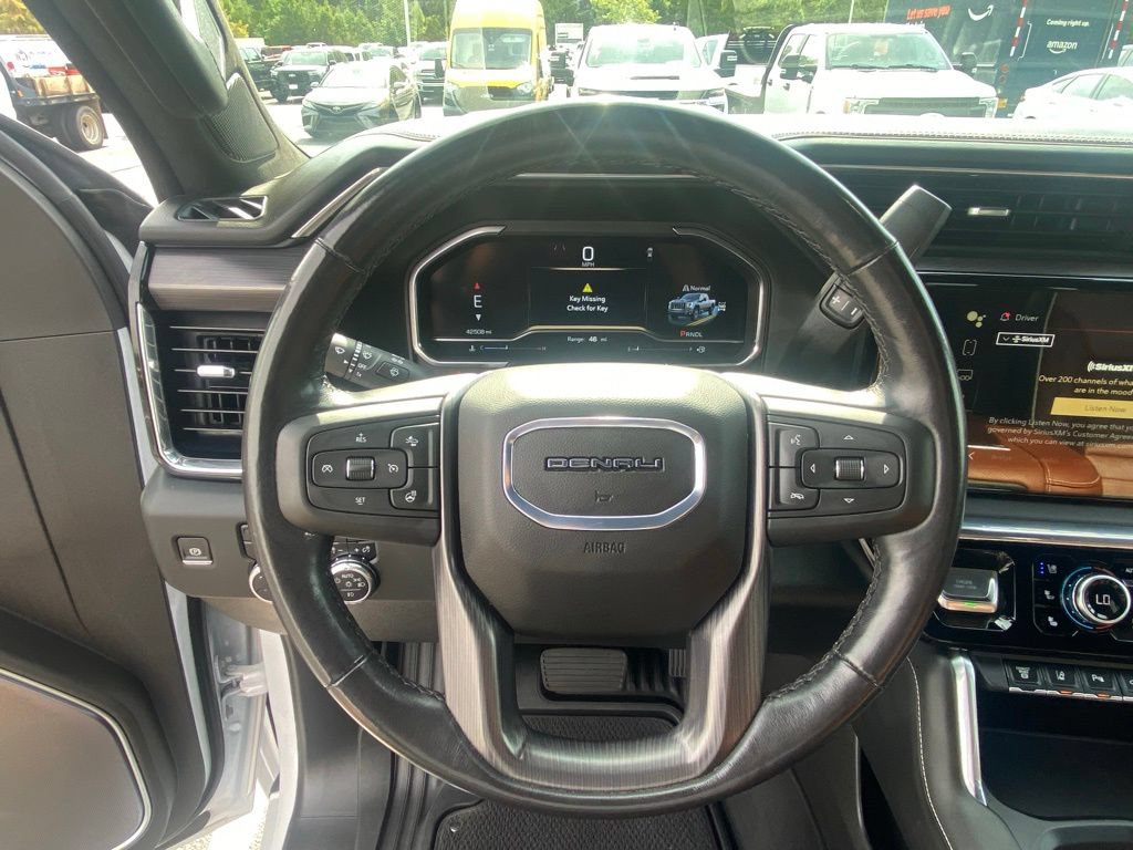 Used 2024 GMC Sierra 2500 Denali Ultimate AWD/4WD image 14