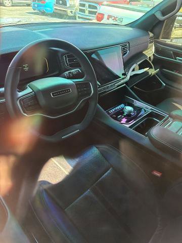 Used 2022 Jeep Wagoneer Series II image 5