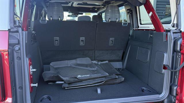 Certified 2026 Ford Bronco Heritage Edition AWD/4WD image 29
