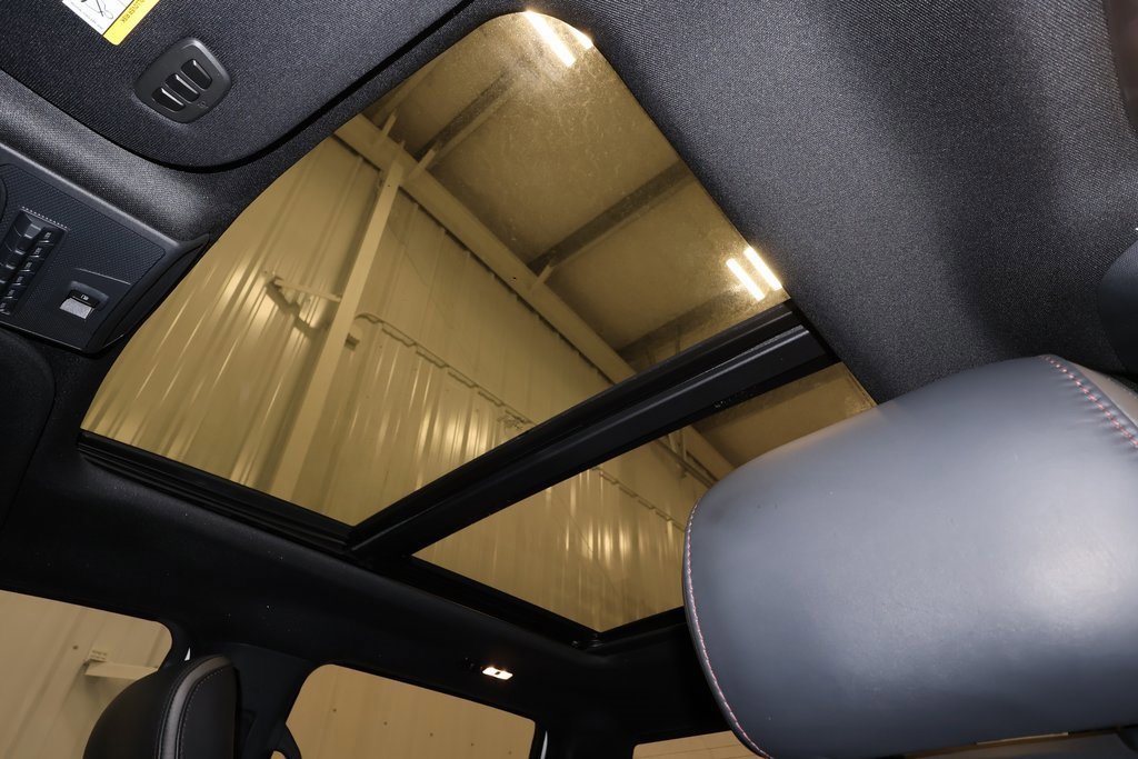 Certified 2022 Ford F250 Platinum w/ FX4 Off-Road Package image 40