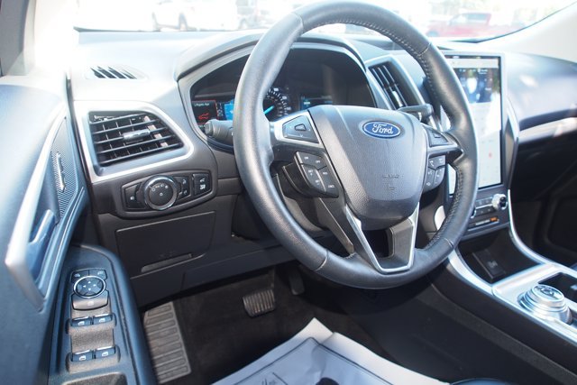 Certified 2024 Ford Edge SEL w/ Convenience Package AWD/4WD image 17