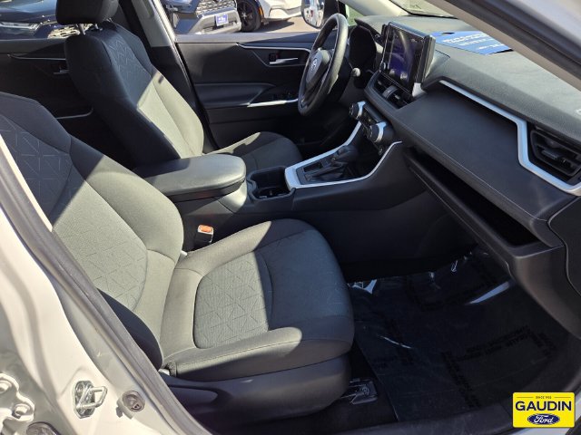 Used 2023 Toyota RAV4 XLE FWD image 16