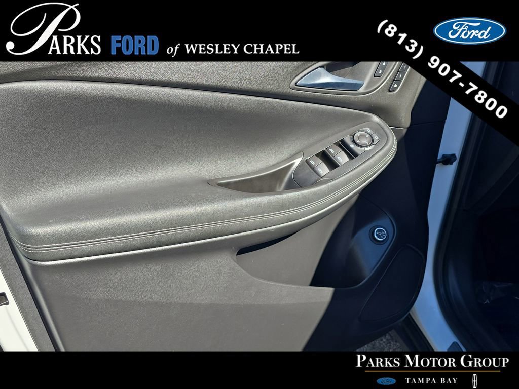 Used 2022 Buick Encore GX Essence w/ Advanced Technology Package image 16