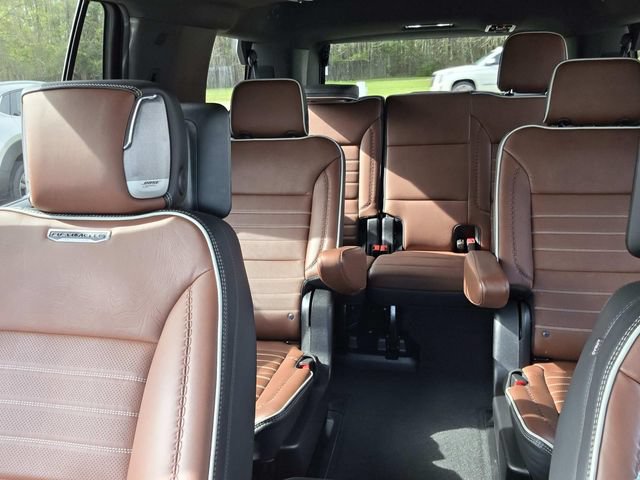 Used 2024 GMC Yukon Denali Ultimate AWD/4WD image 25