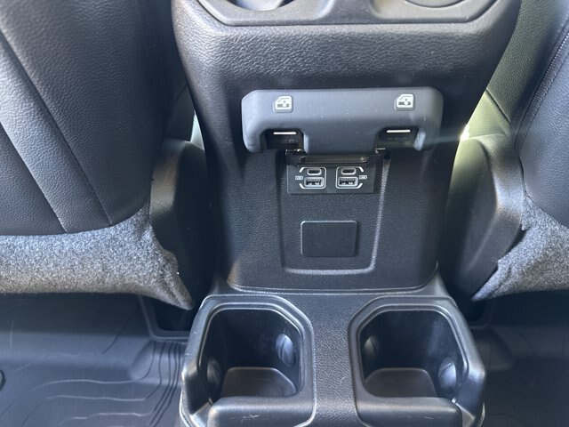 Used 2022 Jeep Gladiator Sport AWD/4WD image 20
