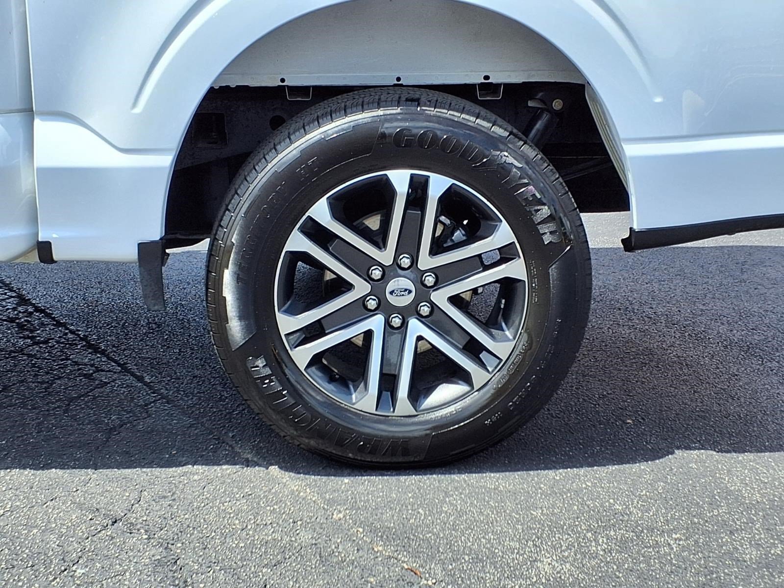 Certified 2023 Ford F150 XL w/ STX Appearance Package RWD image 10