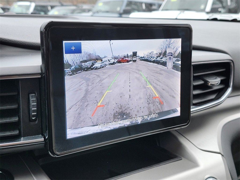 Certified 2022 Ford Explorer XLT w/ Equipment Group 202A image 22