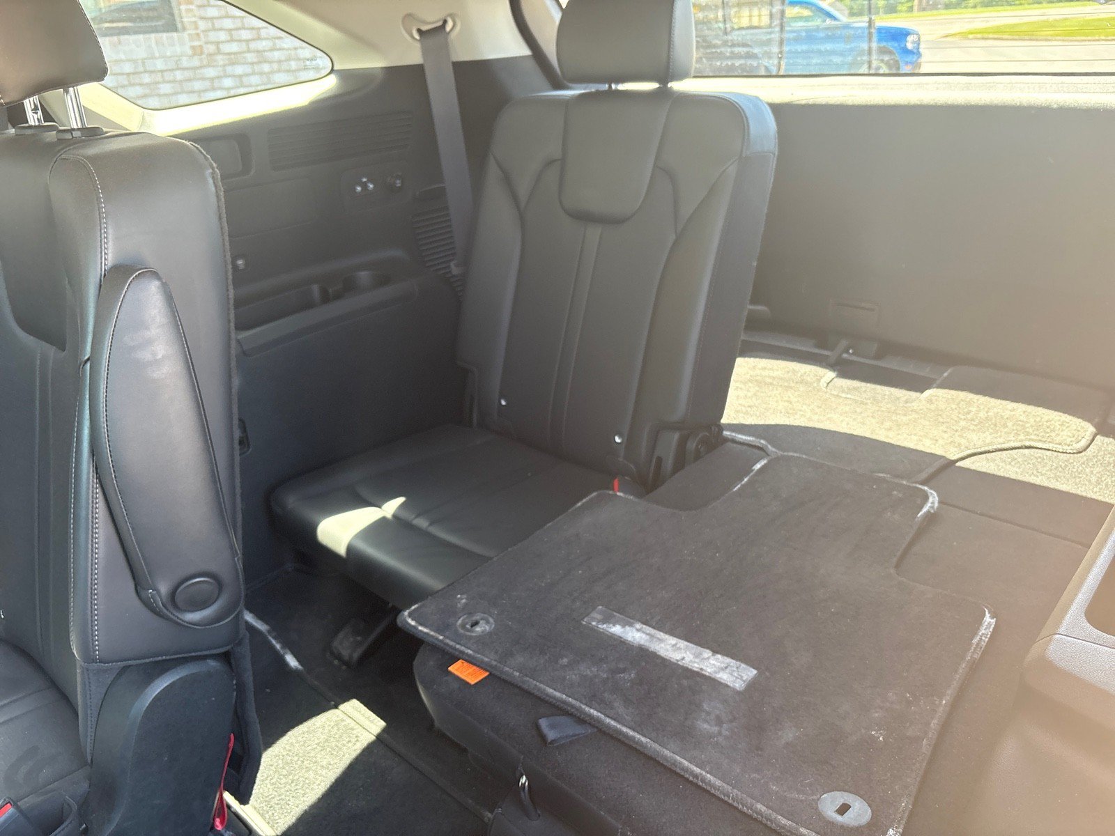 Used 2024 Kia Sorento EX AWD/4WD image 5