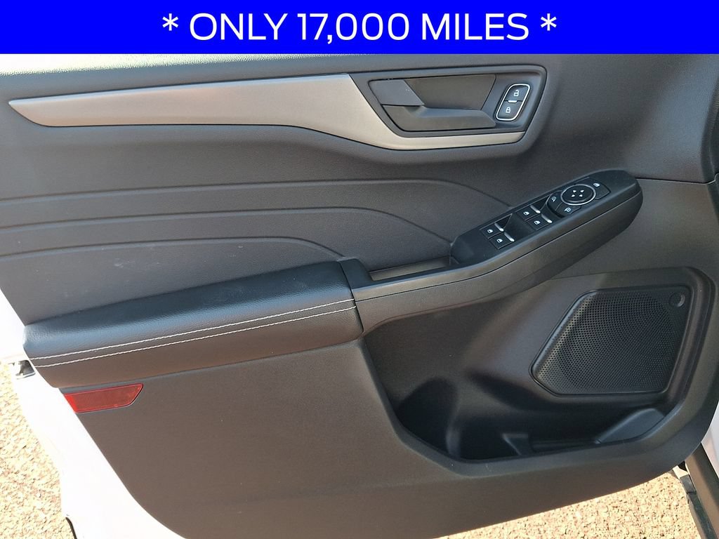 Certified 2023 Ford Escape Active AWD/4WD image 12