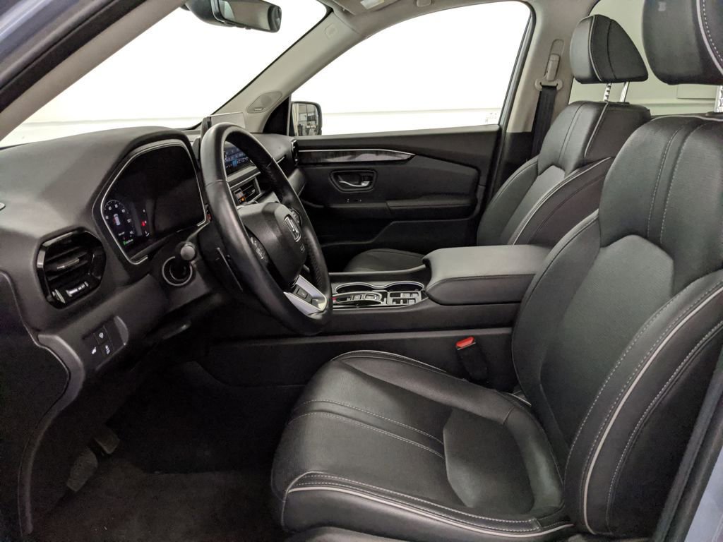Used 2024 Honda Pilot Elite image 22