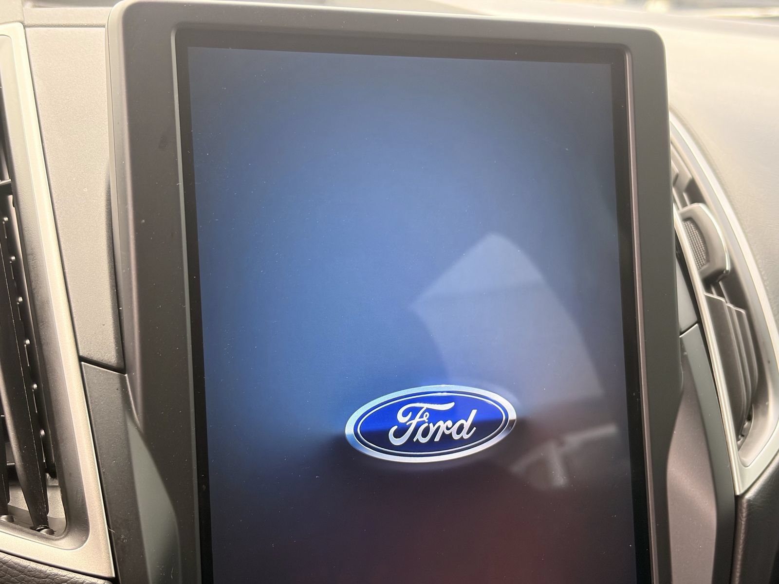 Certified 2022 Ford Edge SE AWD/4WD image 20
