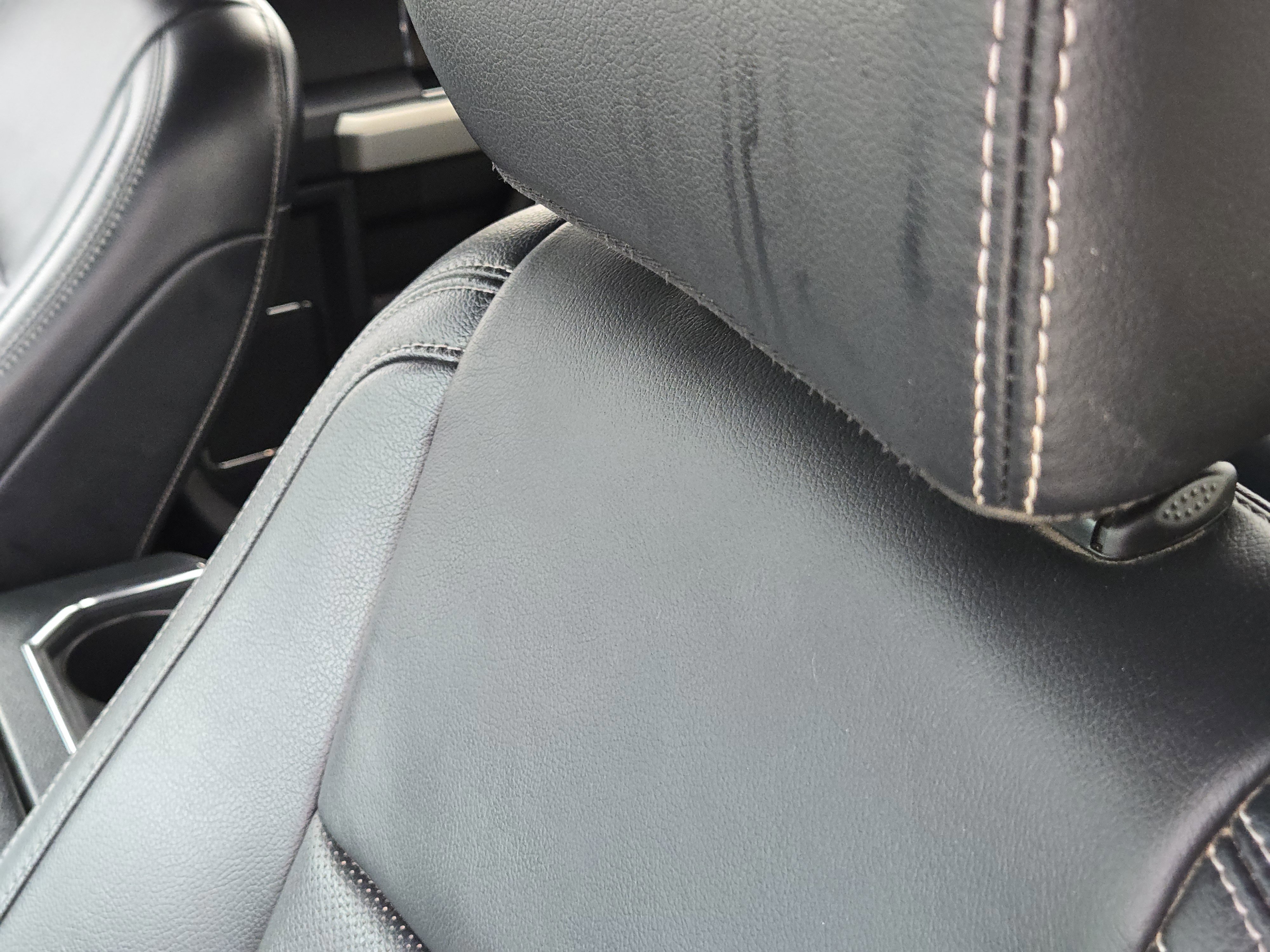 Certified 2022 Ford F250 Lariat w/ Tremor Off-Road Package image 15