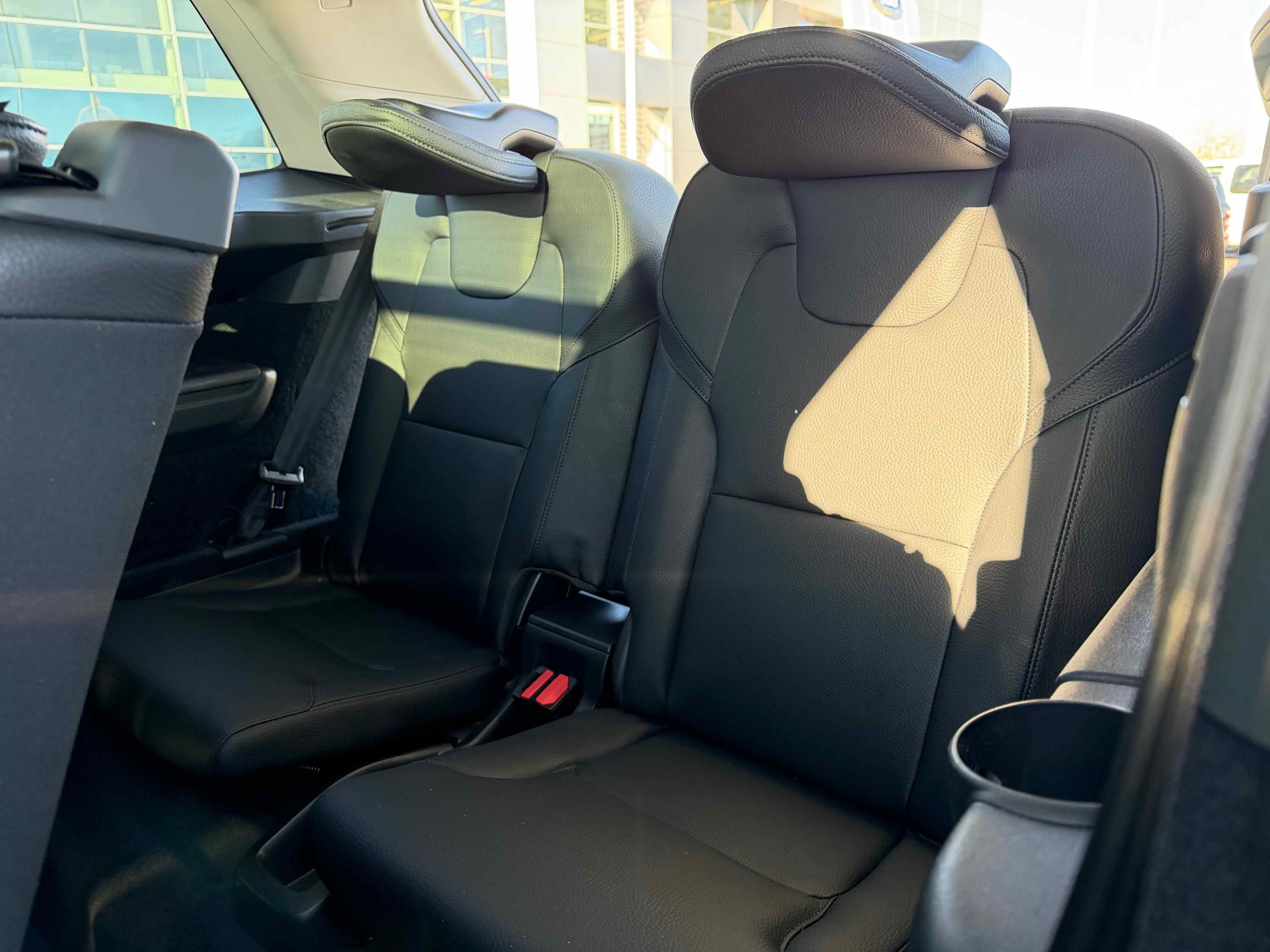 Used 2021 Volvo XC90 T8 Inscription Expression w/ Protection Package Premier image 30