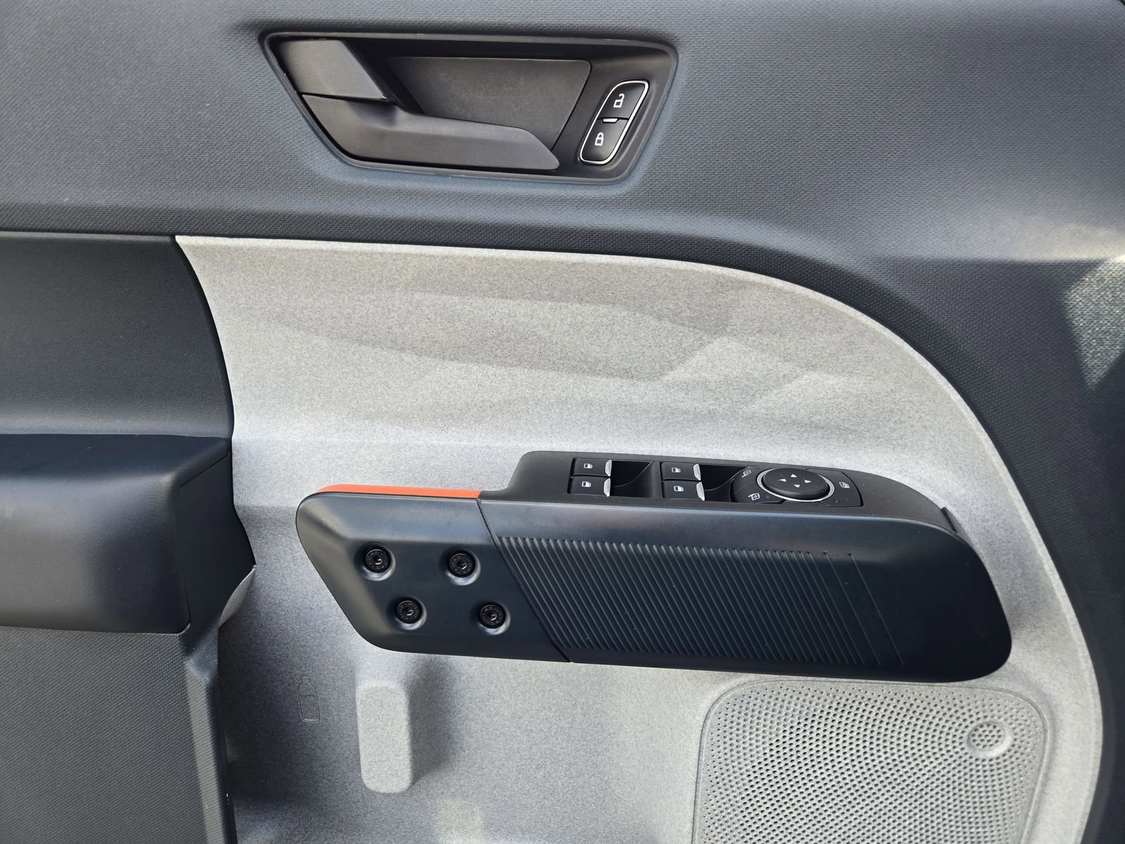 Certified 2024 Ford Maverick XLT w/ XLT Luxury Package image 20