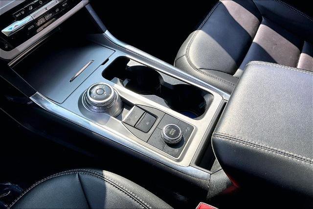 Certified 2023 Ford Explorer XLT w/ Equipment Group 202A image 14