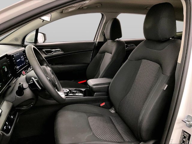Used 2023 Kia Sportage LX AWD/4WD image 24